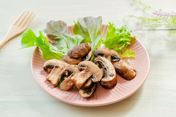 ブラウンマッシュルームのソテー