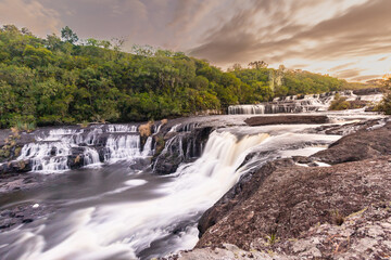 Fototapeta na wymiar view of the great waterfall