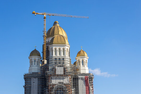 People's Salvation Cathedral, the biggest christian orthodox cathedral under construction in Bucharest, Romania. "Catedrala Mantuirii Neamului" in Romanian.