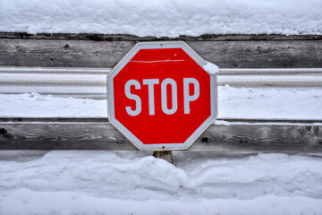 Stop, Stopp, Stopschild, Verkehrszeichen, Schild, Stoppschild, Stopptafel, Tafel, Stoppsignal,...