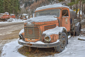 Steyr, LKW, Lost Place, Urban Exploring, vergessen, abgestellt, Lastkraftwagen, Tankwagen,...
