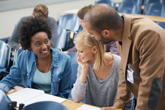 おとなの学びを拓く / WORKING WITH ADULT LEARNERS The Modern Practice of Adult Education: From Pedagogy to