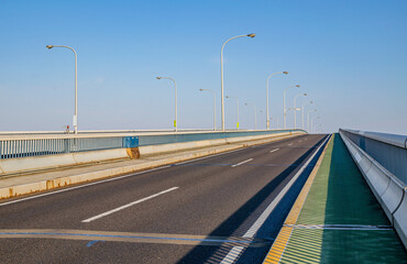 琵琶湖大橋