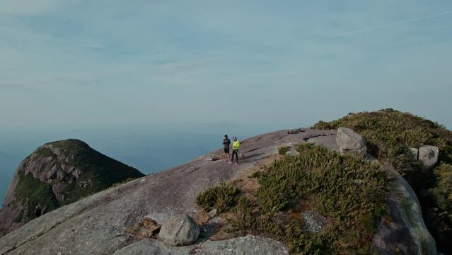 Imagens a&eacute;reas Pico Paran&aacute; e Caratuva - Montanhas Serra do Ibitiraquire 