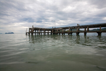 Obraz premium Pier on the beach