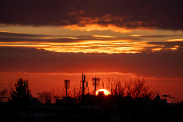 Zach&oacute;d słonca