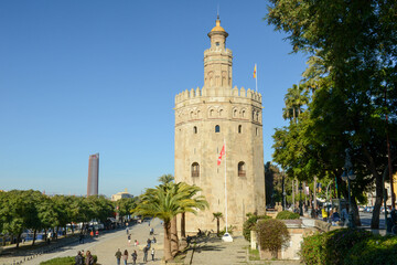 Fototapeta na wymiar Oro tower at Seville on Andalusia in Spain