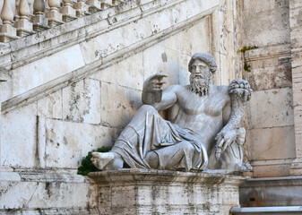 statue of Jupiter in Rome
