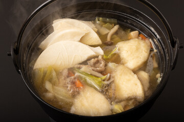 《青森県・八戸》せんべい汁