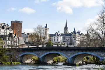 Panorama du pont d'Espagne à Pau