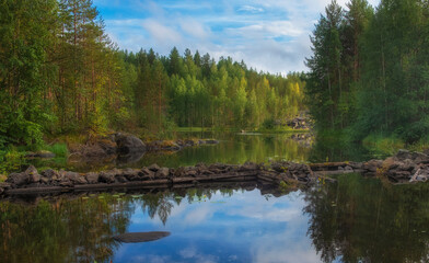 Fototapeta na wymiar Lake Poor porog, threshold, on the river Suna Karelia, Russian landscape summer
