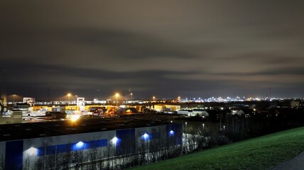 Fototapeta premium Tiger & Turtle in Duisburg, harbor at night