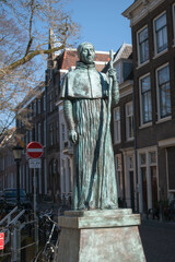 statue priest