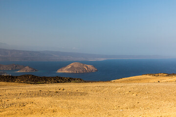 Fototapeta na wymiar Îles du Diable (Devil's Islands) in the Ghoubbet-el-Kharab (Lake Ghoubbet) cove in Djibouti