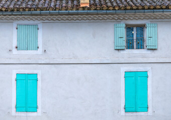 Façade maison à Fontaine-de-Vaucluse, Vaucluse, France