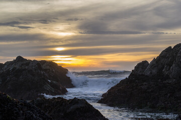 Fototapeta na wymiar Beautiful Sunset & Crashing Waves in Bodega Bay, California