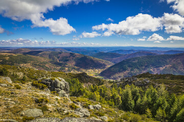 Fototapeta na wymiar Mountain landscape of the touristic spot of Penhas Douradas - Manteigas, Portugal
