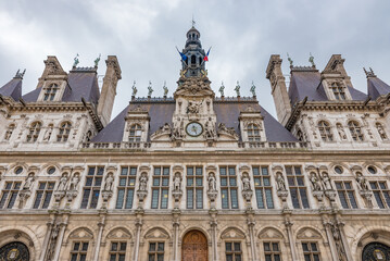Fototapeta na wymiar Hotel de Ville (City Hall) in Paris, France