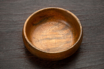 木製の食器、皿