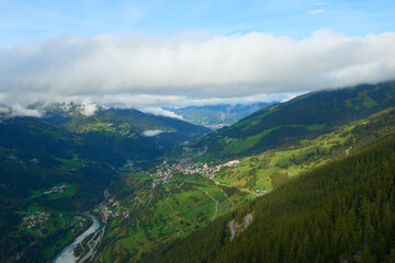 Naklejka premium Auf der Pillerhöhe in Österreich