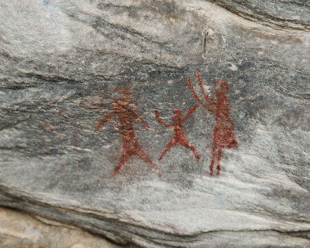 Pinturas rupestres com 9 mil anos no sítio Xiquexique em Carnaúba dos Dantas, Rio Grande do Norte