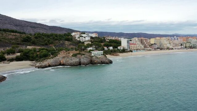 bord de mer &agrave; marina d'or, au nord de valencia en Espagne dans la commune d'Oropesa del mar