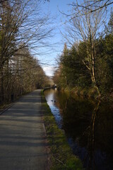 the canal going through Llangollen
