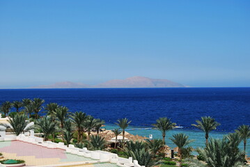 Fototapeta na wymiar View of the island of Tirana in Sharm el-Sheikh Red Sea