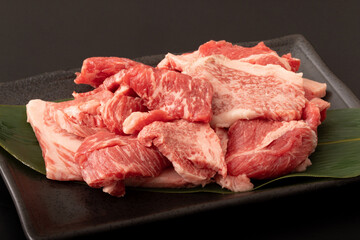 国産牛　牛肉切り落とし　焼き肉用