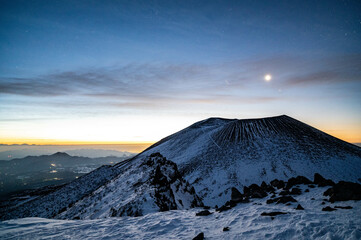 Fototapeta na wymiar Venus and snow mountain