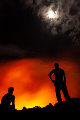 Obraz na płótnie Canvas Silhouettes in Erta Ale volcano