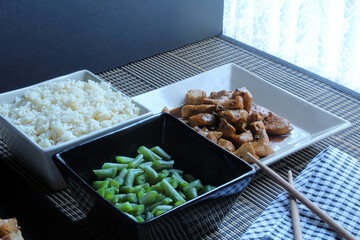General Tao Chicken, Rice and Green Beans
