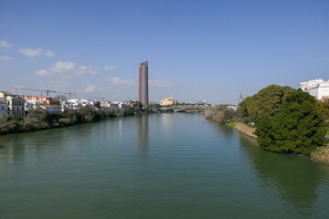 Rio Guadalquivir, torre Pelli, Sevilla