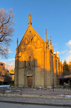 03/06/2022 Santa Fe, New Mexico. Loretto Chapel in winter sunset. The construction of the building was completed 1878.