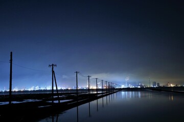 Fototapeta na wymiar pier at night