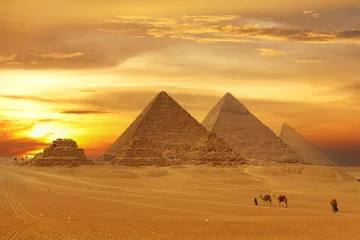 Foto op Aluminium Egyptian pyramids in Giza a wonder of the world © Marla