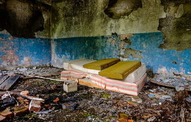 derelict buildning in russia

