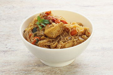 Wok Udon with chicken curry