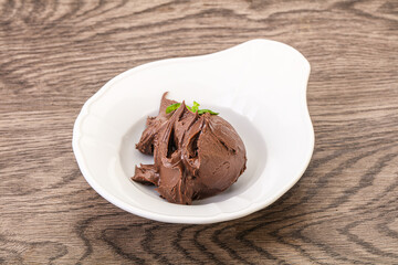 Chocolate spread with nazelnut