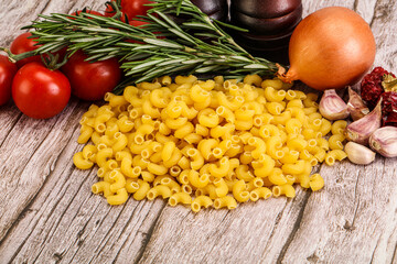 Raw Italian wheat pasta - Chifferi rigati