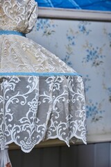 Photos of the details of an old floor lamp 