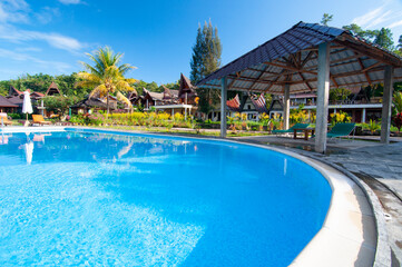 Fototapeta na wymiar swimming pool in the resort