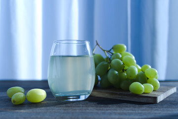 爽やかな甘味の冷たいマスカットジュース