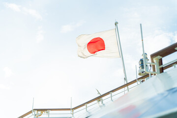 船上の日本国旗