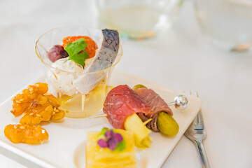 International flight business class airline meal image 