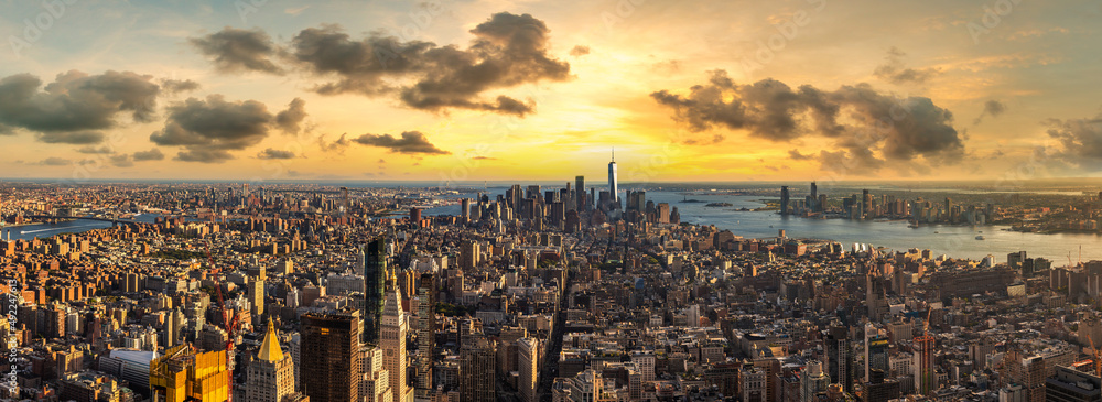 Wall mural aerial view of manhattan at sunset