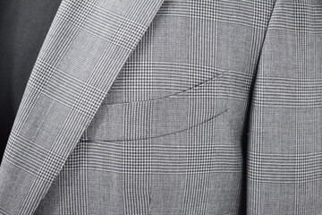 Bekleidung vor weißem Hintergrund