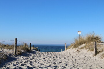 Wandern auf der Ostsee-Insel Poel (Hiking on the island Poel in the Baltic Sea) | 