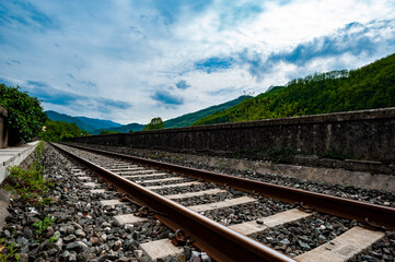 Piano di Rocca - Lucca - collegamento ferroviario ferrovia binari