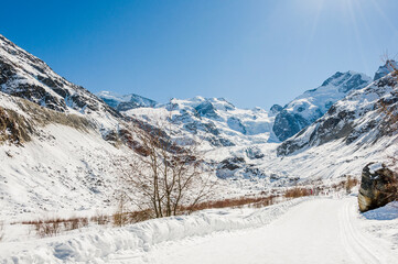 Morteratsch, Morteratschgletscher, Gletscher, Gletscherpfad, Gletscherweg, Piz Bernina, Bellavista, Bernina, Berninapass, Engadin, Alpen, Graub&uuml;nden, Winter, Winterwanderweg, Langlauf, Schweiz